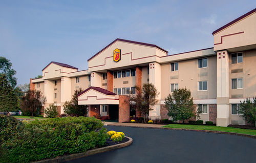 Super 8 By Wyndham State College Motel Екстериор снимка